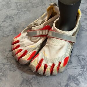 Vibram fivefingers Bikila Shoes